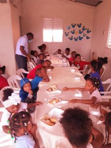 Dominikanische Kinderhilfe HDT114