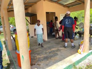 Dominikanische Kinderhilfe HDT136