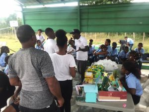 Dominikanische Kinderhilfe HDT143