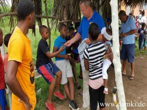 Dominikanische Kinderhilfe HDT34